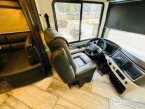 Thumbnail Photo 2 for 2021 Fleetwood Discovery 38N