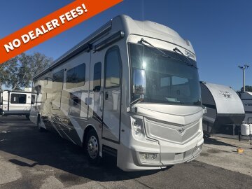 2021 Fleetwood Discovery 40G