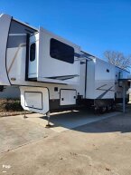 Thumbnail Photo 3 for 2021 Forest River Cedar Creek