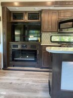 Thumbnail Photo 5 for 2021 Forest River Cedar Creek