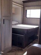 Thumbnail Photo 5 for 2021 Forest River Sunseeker