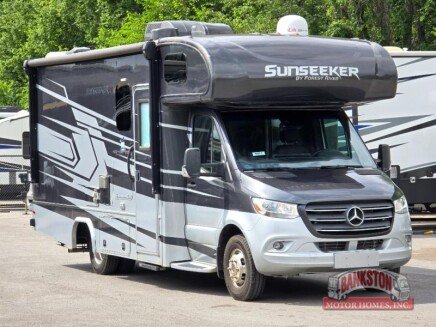 Photo 1 for 2021 Forest River Sunseeker 2400B