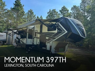 2021 Grand Design Momentum