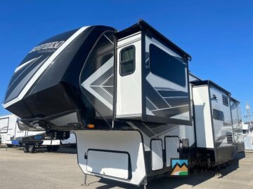 2021 Grand Design Momentum 376TH