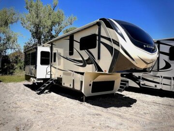 2021 Grand Design Solitude