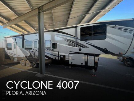 Photo 1 for 2021 Heartland Cyclone 4007