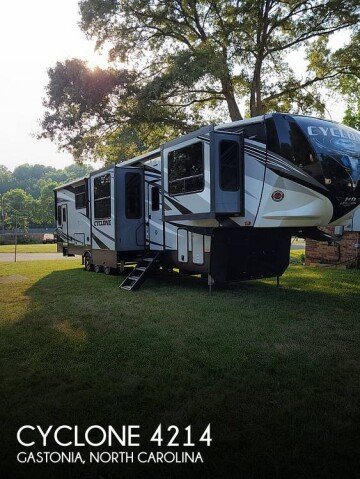 2021 Heartland Cyclone 4214