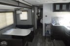 Thumbnail Photo 6 for 2021 Heartland Prowler