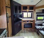 Thumbnail Photo 4 for 2021 JAYCO Eagle