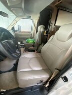 Thumbnail Photo 5 for 2021 JAYCO Greyhawk