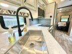 Thumbnail Photo 4 for 2021 JAYCO Precept