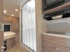 Thumbnail Photo 5 for 2021 JAYCO Redhawk