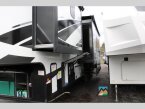 Thumbnail Photo 2 for 2021 JAYCO Seismic