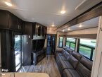 Thumbnail Photo 5 for 2021 JAYCO Seismic