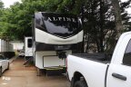 Thumbnail Photo 2 for 2021 Keystone Alpine 3910RK