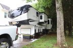 Thumbnail Photo 1 for 2021 Keystone Alpine 3910RK