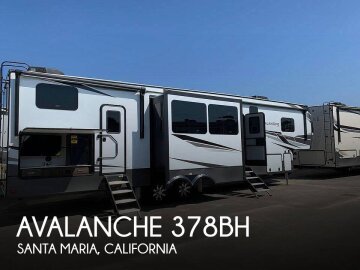 2021 Keystone Avalanche 378BH
