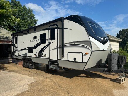 Photo 1 for 2021 Keystone Cougar 26RBS for Sale by Owner