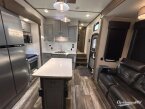 Thumbnail Photo 4 for 2021 Keystone Fuzion