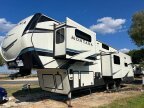 Thumbnail Photo 2 for 2021 Keystone Montana 3855BR