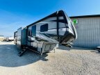 Thumbnail Photo 2 for 2021 Keystone Raptor 423