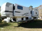 Thumbnail Photo 4 for 2021 Palomino Columbus