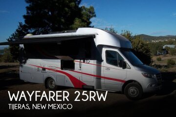 2021 Tiffin Wayfarer 25 RW