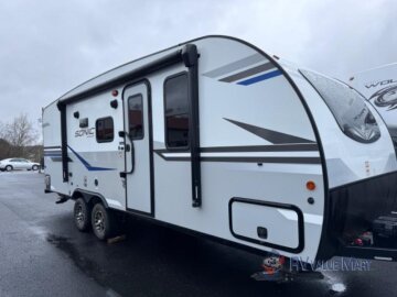 2021 Venture Sonic SN220VBH