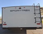 Thumbnail Photo 5 for 2021 Venture SportTrek