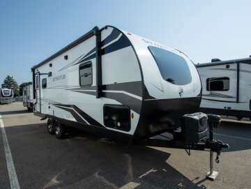 2021 Venture Stratus