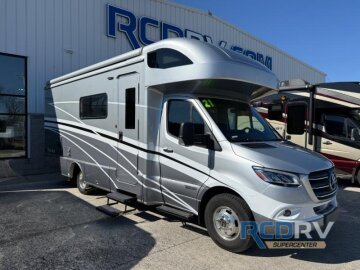2021 Winnebago Navion 24D