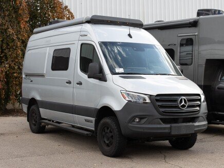 Photo 1 for 2021 Winnebago Revel 44E