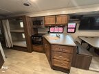Thumbnail Photo 4 for 2021 Winnebago Vista 31B