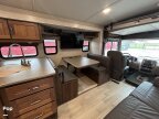 Thumbnail Photo 3 for 2021 Winnebago Vista 31B