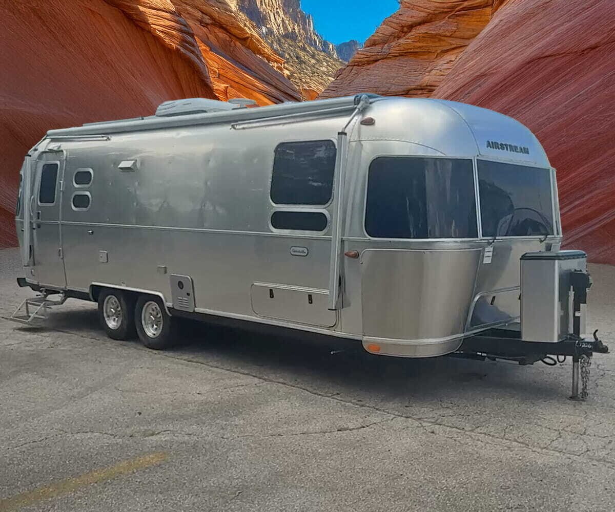 2022 Airstream Globetrotter