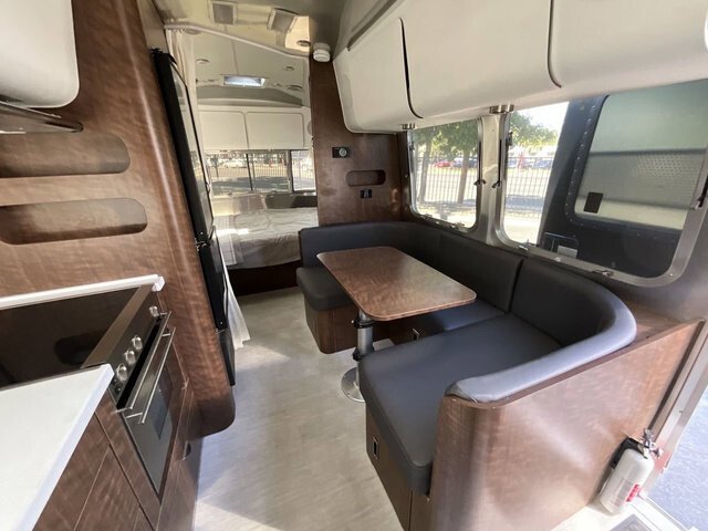 2022 Airstream Globetrotter