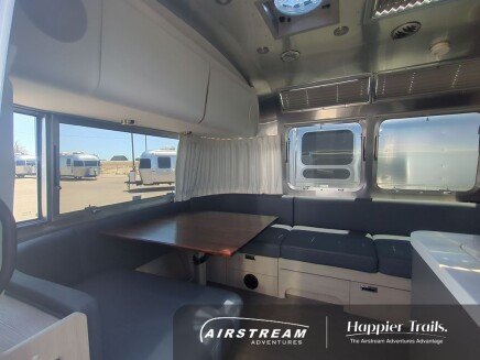 Photo 1 for 2022 Airstream Globetrotter