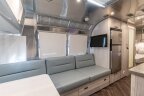 Thumbnail Photo 3 for 2022 Airstream International