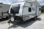 Thumbnail Photo 2 for 2022 Coachmen Apex
