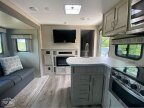 Thumbnail Photo 4 for 2022 Coachmen Catalina 343BHTS