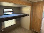 Thumbnail Photo 6 for 2022 Coachmen Catalina 323BHDSCK