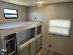 Thumbnail Photo 5 for 2022 Coachmen Catalina 323BHDSCK
