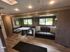 Thumbnail Photo 2 for 2022 Coachmen Catalina 303QBCK