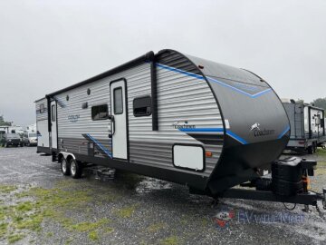 2022 Coachmen Catalina 323BHDSCK