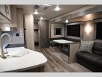 Thumbnail Photo 4 for 2022 Coachmen Catalina 293QBCK