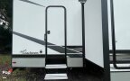 Thumbnail Photo 4 for 2022 Coachmen Chaparral