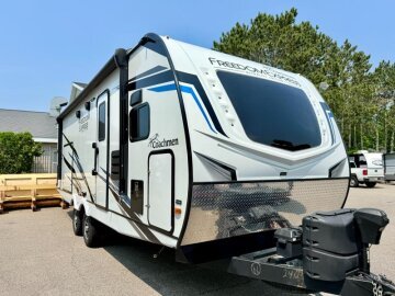 2022 Coachmen Freedom Express 259FKDS