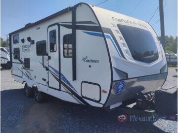 2022 Coachmen Freedom Express 238BHS