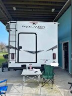 Thumbnail Photo 4 for 2022 Coachmen Freelander