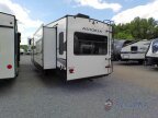 Thumbnail Photo 3 for 2022 Dutchmen Astoria